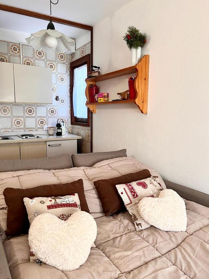 Agb Apartment Mazzin